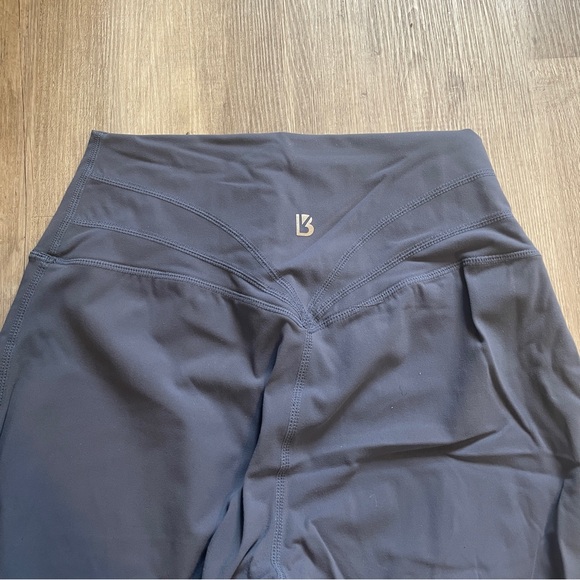 BuffBunny Business Blue Legacy Leggings - Picture 4 of 7